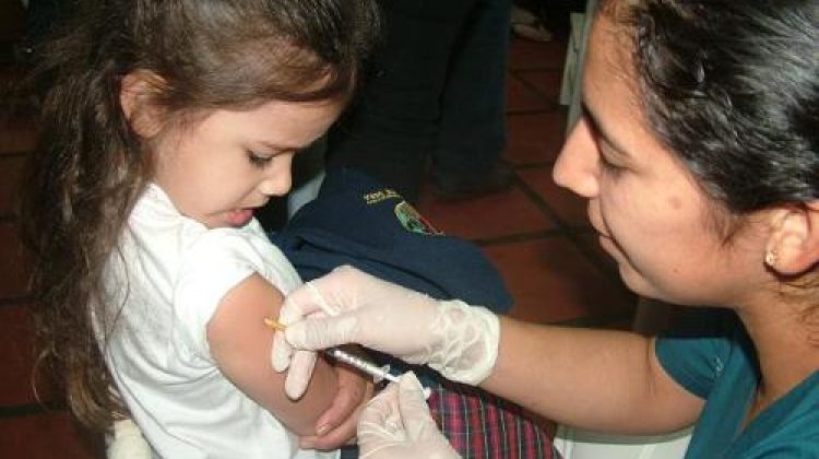 En febrero se aplicaron 5 mil vacunas