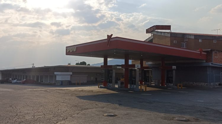 Estación de servicio Guaracarumbo