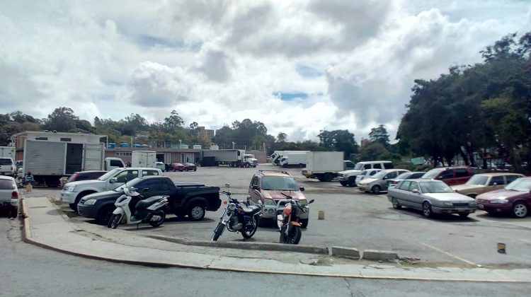 Estacionamiento mercado El paso