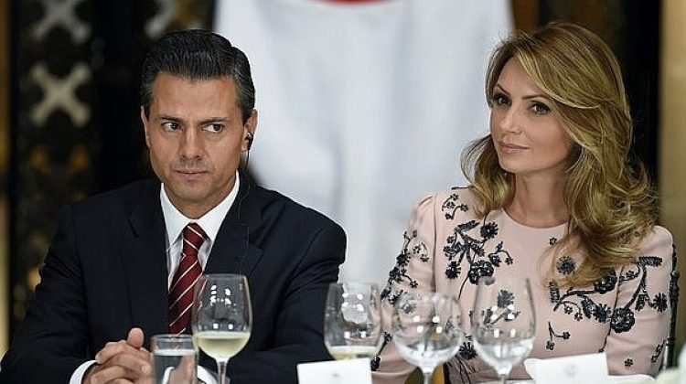 Exprimera dama exigente rivera-para-firmar-el-877501-778894-jpg_604x0