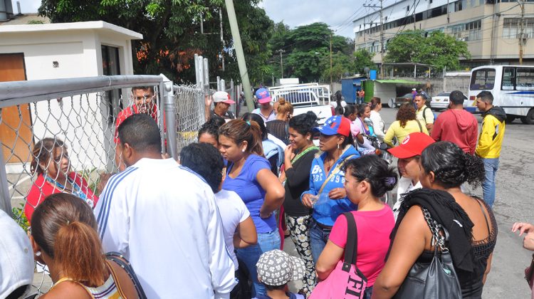 FANNY ROMERO- SE PODRA ADQUIRIR EQUIPOS A TRAVEZ DE LOS CONCEJOS COMUNALES EN MI CASA  BIEN EQUIPADA