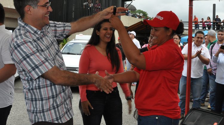FELIXL-LLAVE DE TAXI  ENTREGADA POR HAIMA EN CARRIZAL