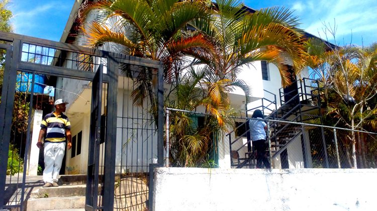 Fachada ambulatorio la gran parada