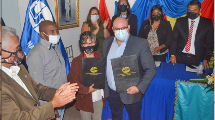 Firman convenio