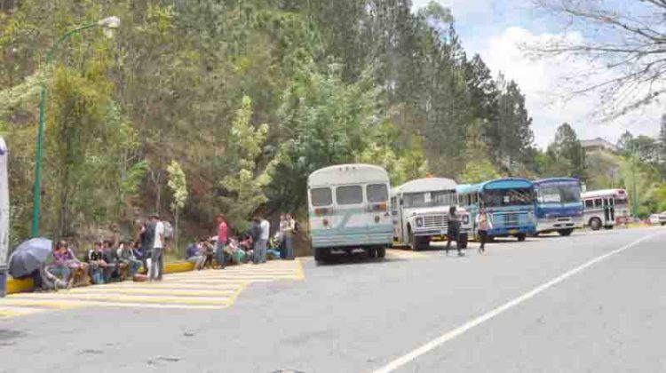 GM-Paro de transporte en el IUTw