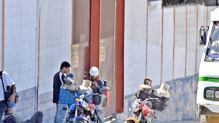 GR Bachaqueros de gas 2