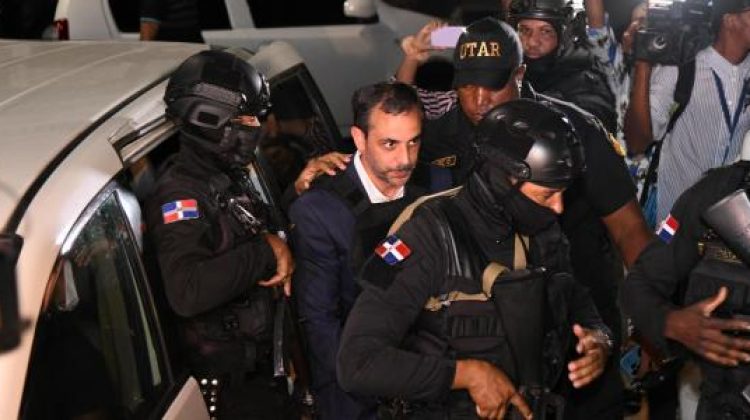 H-2.-13062025-Antonio-Espaillat-y-su-hermana-habrian-intimidado-a-colaboradores-