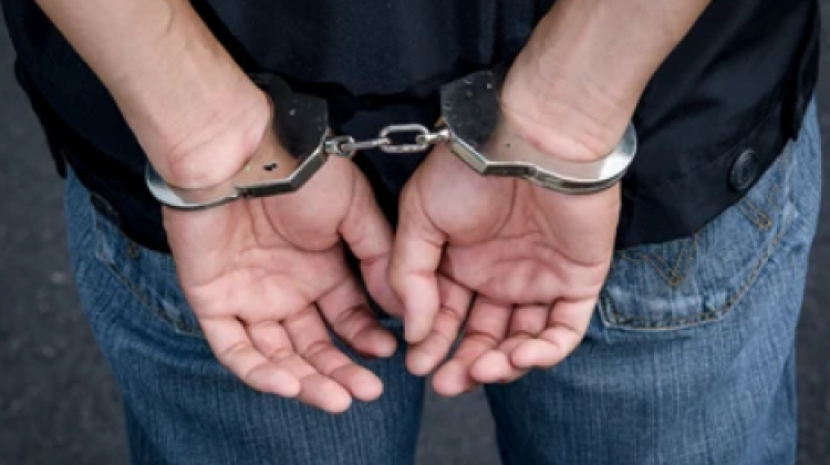Hombre detenido