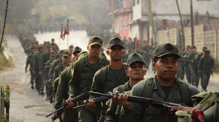 JESUS T- MILITARES  SIEMBRAN CHAVEZ