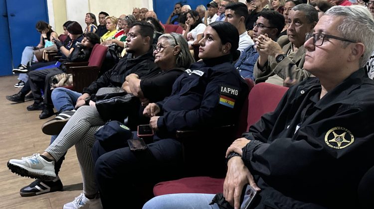 JUECES DE PAZ INSTRUIDOS EN MALTRATO ANIMAL