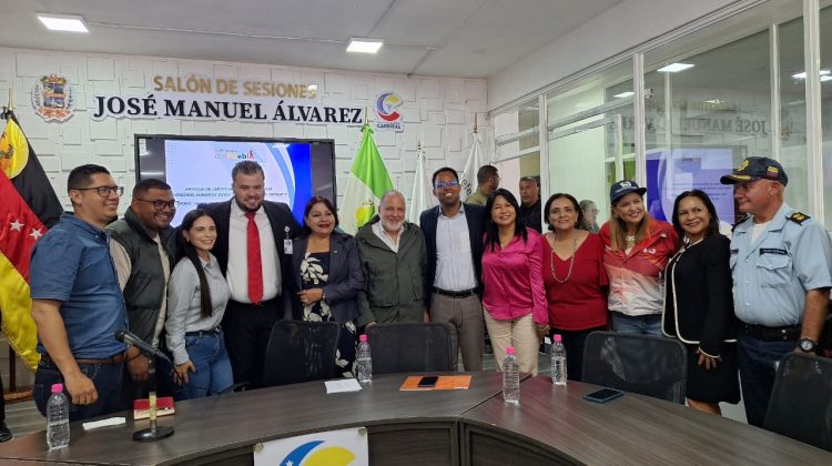 Jueces de Paz recibieron formación en el salón José Manuel Álvarez IV