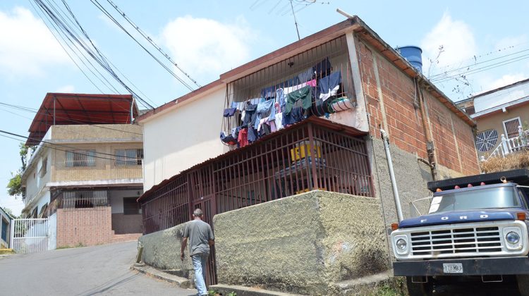 LA CRUZ