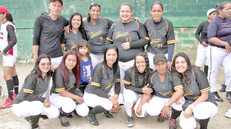 Las damas de hierro con su primer triunfo