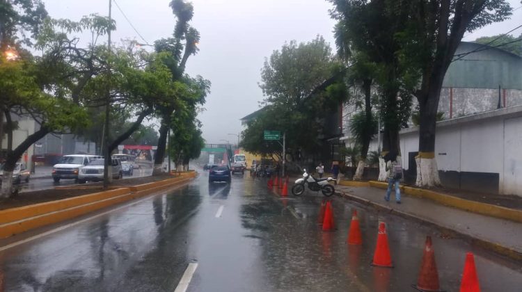 Lluvias en los teques