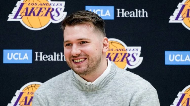 Luka-Doncic-esquivo-la-polemica-sobre-la-decision-de-su-traspaso-sin-consultarle-y-se-centro-en-sus-objetivos-con-los-Lakers-Foto-Archivo