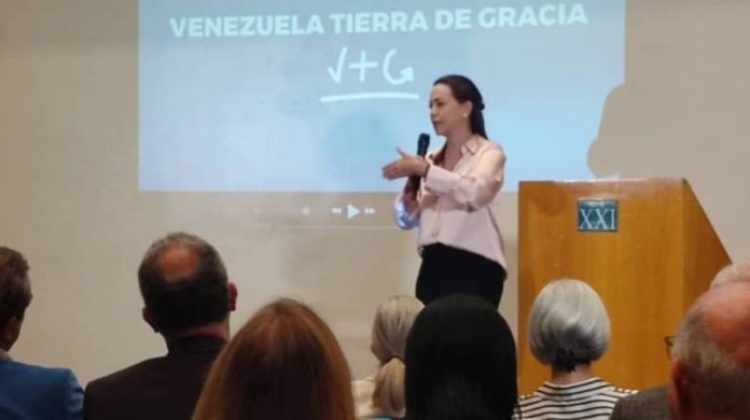 MariaCorina