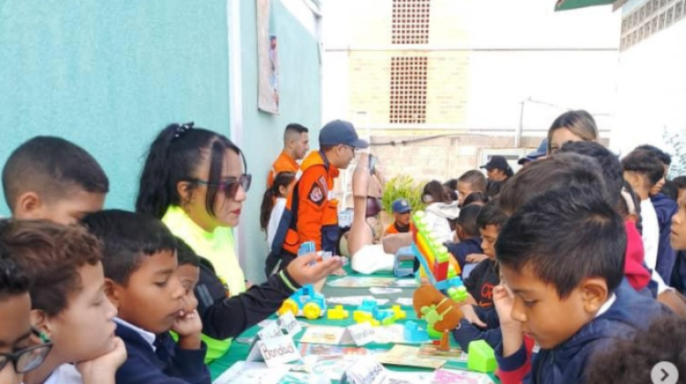 Más de 200 niños participan