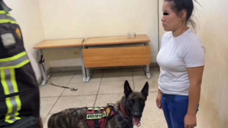 Mujeres-intentan-ingresar-cocaina