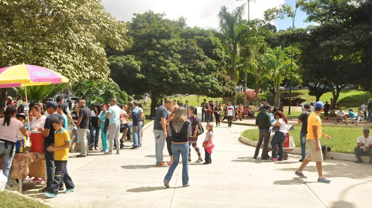 PLAZA