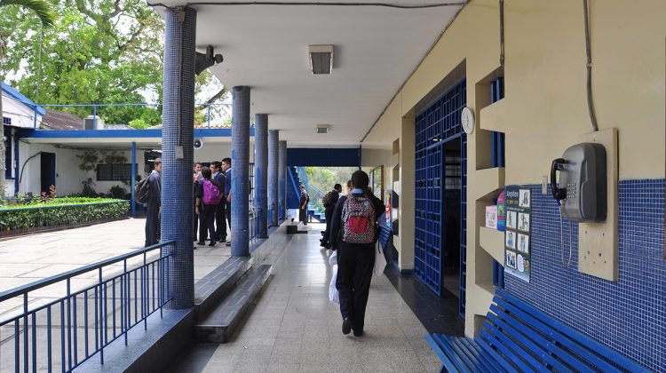 PW.ESCUELA