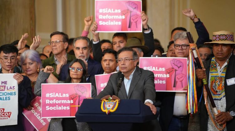 Petro-presentara-consulta-popular-ante-el-Congreso-el-1-de-mayo-para-revivir-reforma-laboral-scaled
