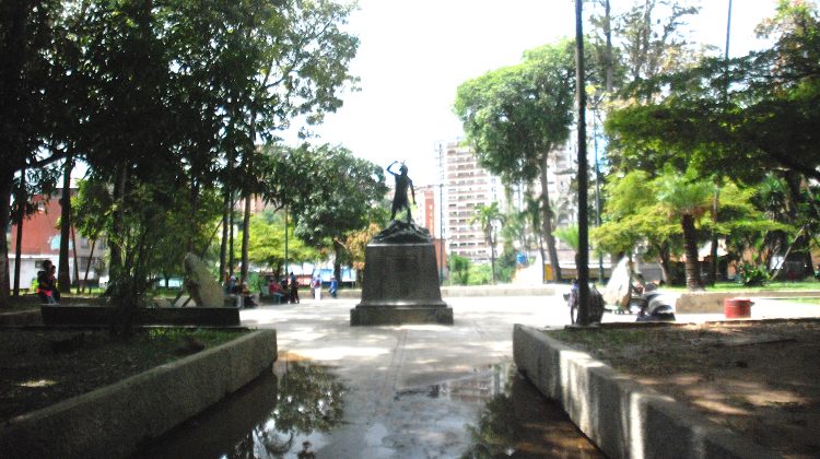 Plaza Guacaipuro1