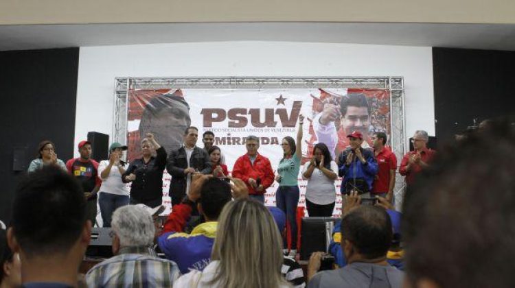 Precandidatos-en-Miranda-sellaron-compromiso-de-respetar-resultados-de-primarias-del-PSUV