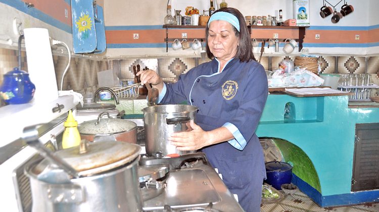 Preparan platillos típicos de Los Teques (Casa de las carretas)