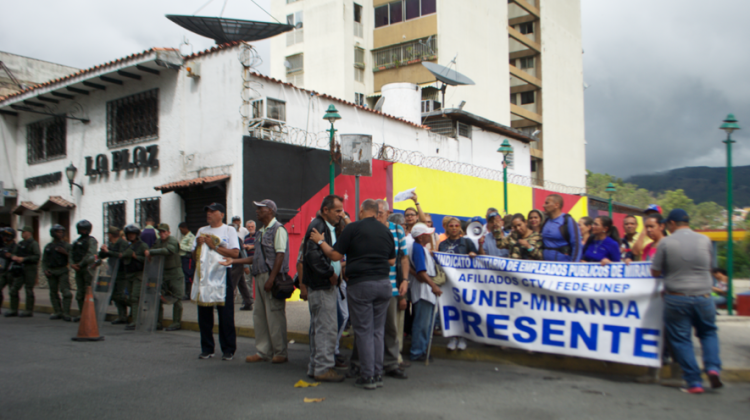 Protesta de jubilados y docentes.KI