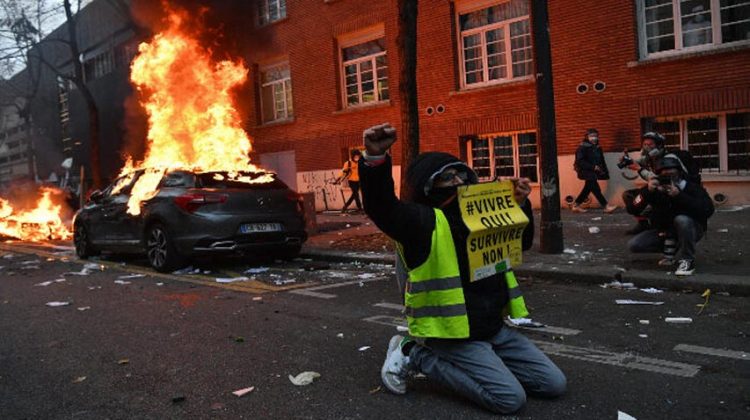 Protestan
