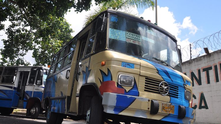 Quienes se trasladan en autobús son constantemente víctimas del hampa