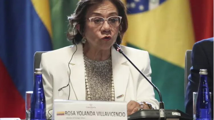ROSA VILLAVICENCIO COLOMBIA