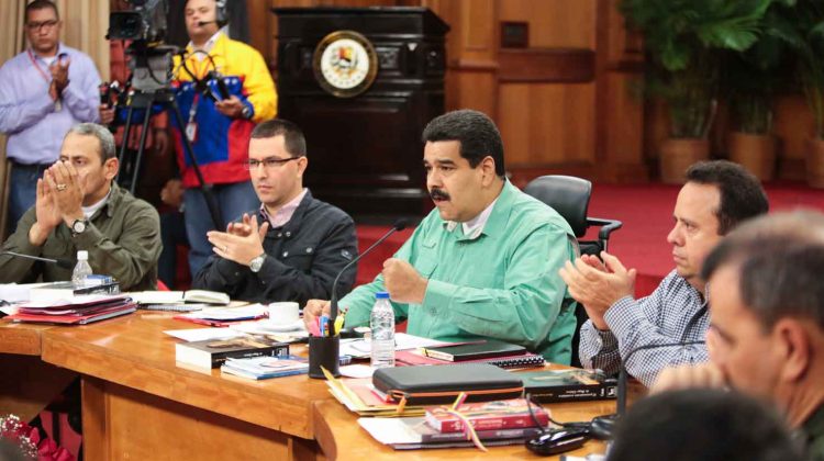 Reunión-del-Presidente-Maduro-con-gobernadores-bolivarianos1