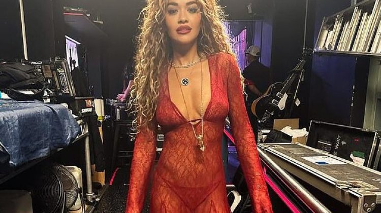 Rita-Ora-flaunts-her-sizzling-physique-in-a-busty-sheer-1