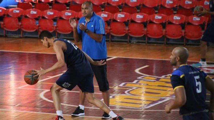 Ronald-Guillen-motivado-con-su-responsabilidad