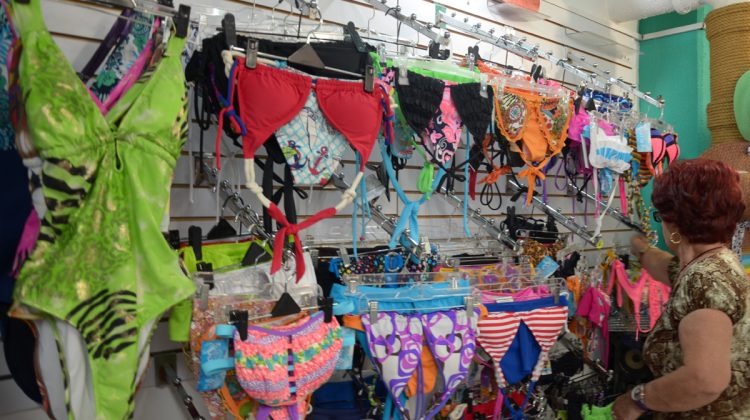TRAJES DE BAÑO