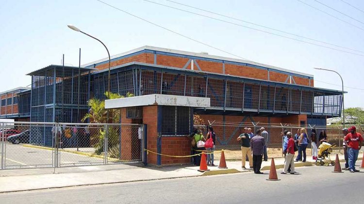 TRIBUNALES TRIBUNALES