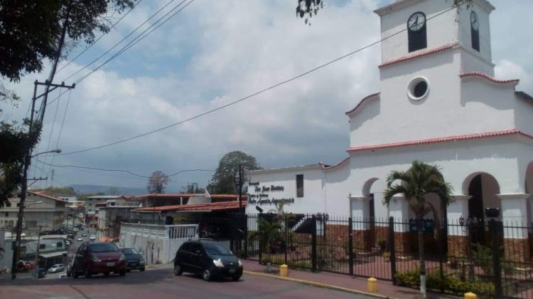 Tránsito de vehiculos jpg