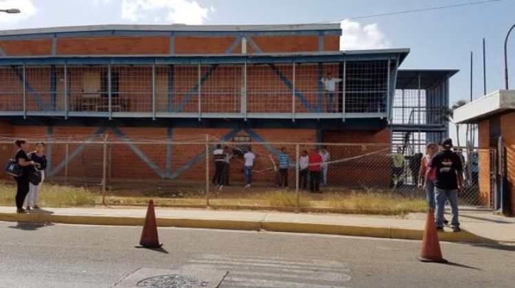 Tribunales