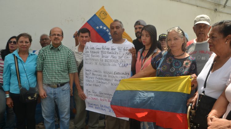 vecinos-simon-bolivar