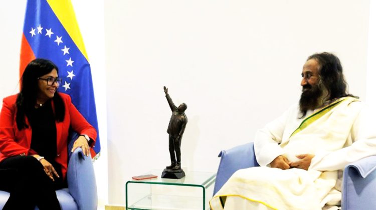 Venezuela-recibe-visita-del-líder-humanitario-y-embajador-de-paz-Sri-Sri-Ravi-800x445