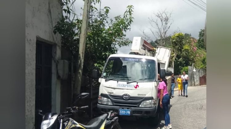 WhatsApp Image 2025-10-12 at 14.53.10