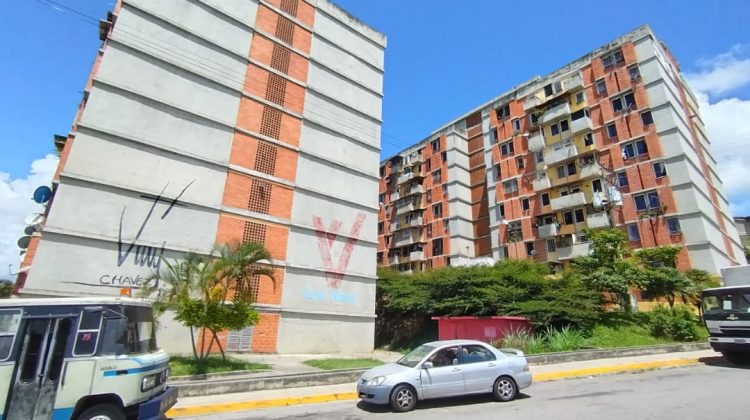 WhatsApp Image 2025-10-16 at 16.20.24