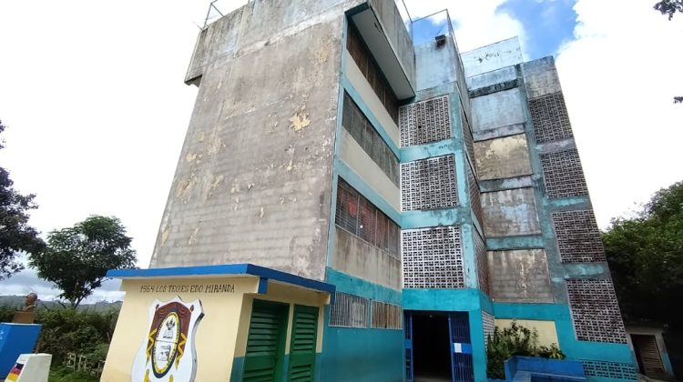 WhatsApp Image 2025-10-29 at 12.58.46 WhatsApp Image 2025-10-29 at 12.58.46