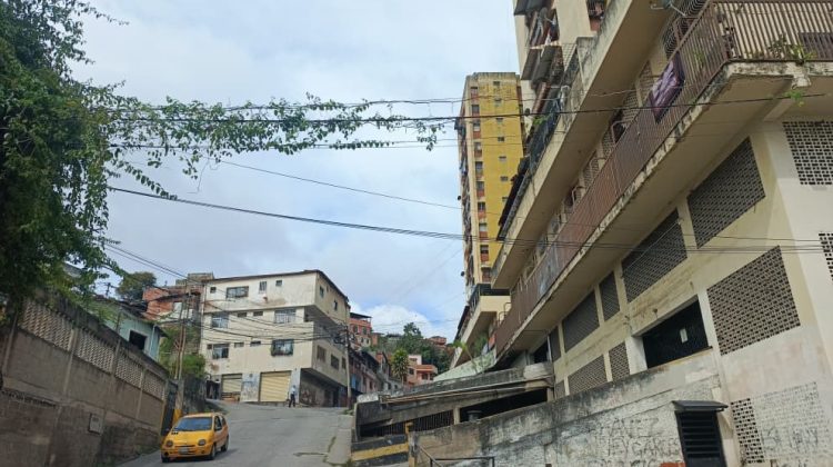 WhatsApp Image 2025-12-01 at 17.34.07