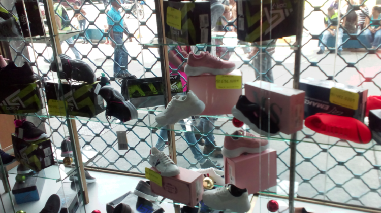 Zapatos-PIXELAR PRECIO
