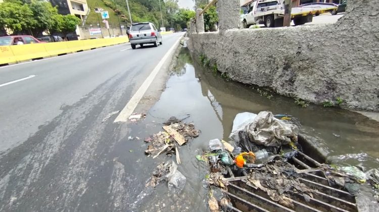 aguas servidas Panamericana