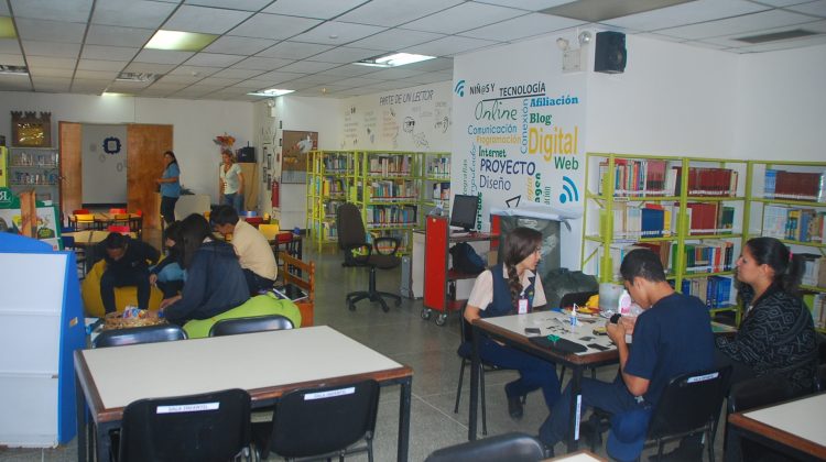 biblioteca