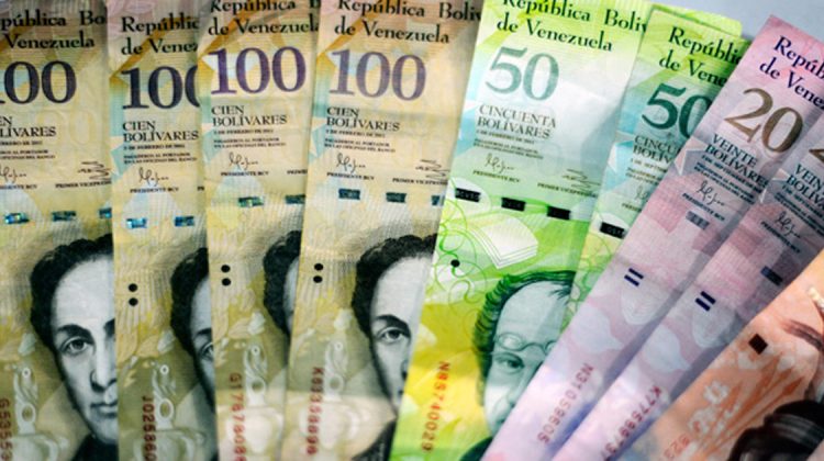 VENEZUELA-ECONOMY-DEVALUATION