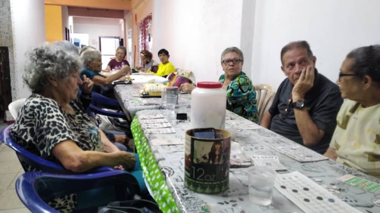 bingo-en-la-casa-de-los-abuelos